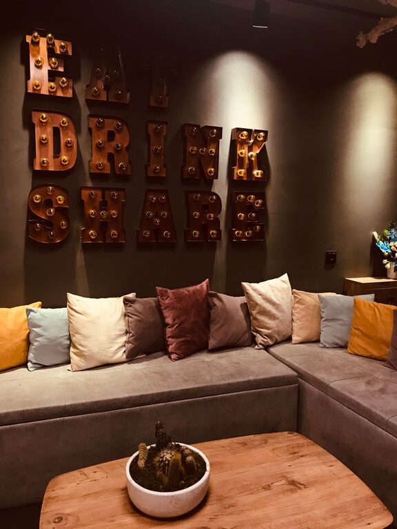 Tips for Creating a Cozy and Inviting Home Environment